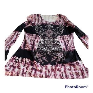 New in package Long sleeve tunic size L/XL see measurements in description